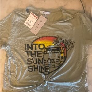 Gaze | Crop, Knot Front Graphic T